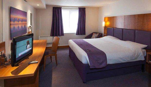 Premier Inn Gravesend - A2/Singlewell Exterior photo